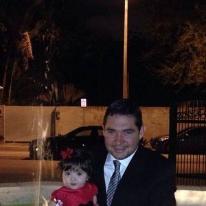 Meet your Posher, Carlos